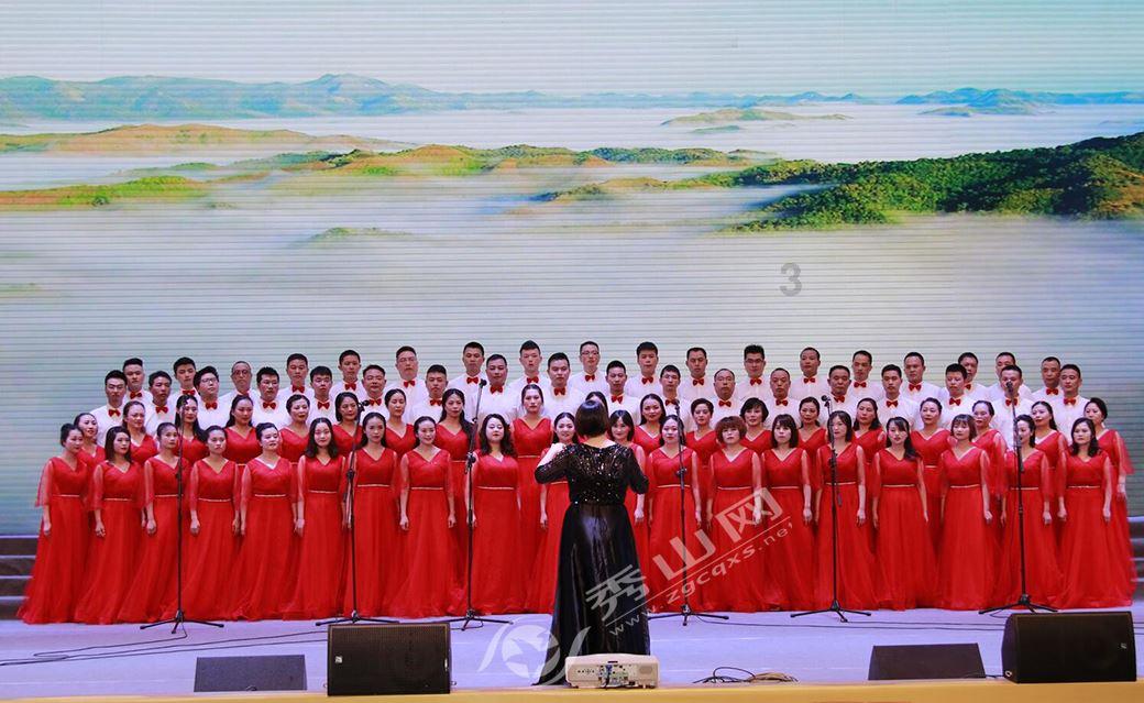 小球进黑洞